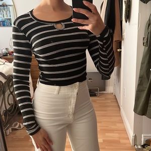 Stripped long sleeve, cropped top.